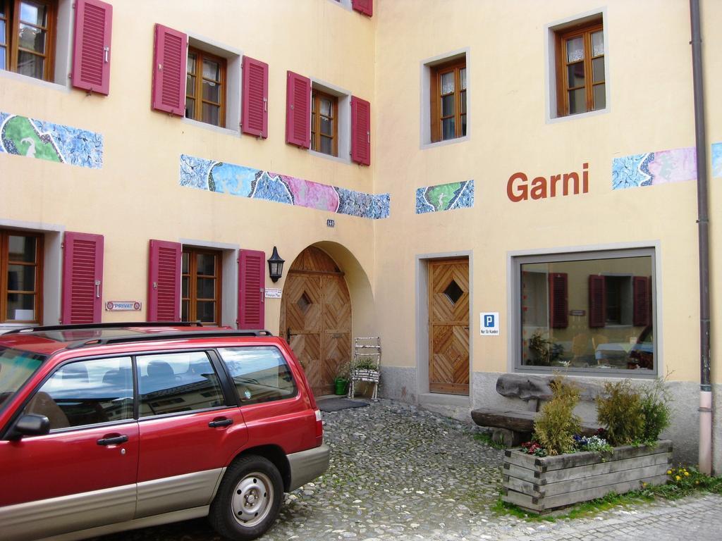 Hotel Pensiun Garni Plaz Scuol Exterior foto